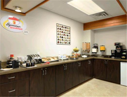 Super 8 By Wyndham Innisfail Zewnętrze zdjęcie